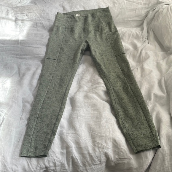 REI Pants & Jumpsuits Rei Leggings Poshmark